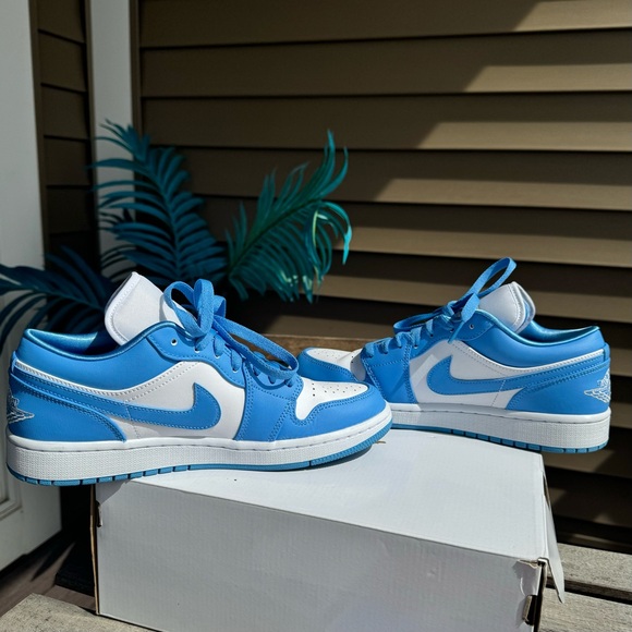 Nike Jordan 1 Low UNC (Womens) 2021 Sneakers - Picture 9 of 12